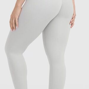ONER  ACTIVE Timeless  Leggings Light Gray Medium- Small Length Women’s